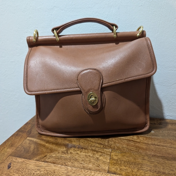 Coach Vintage Leather Willis Bag 9927 In Light Brown( no strap) - Picture 1 of 10
